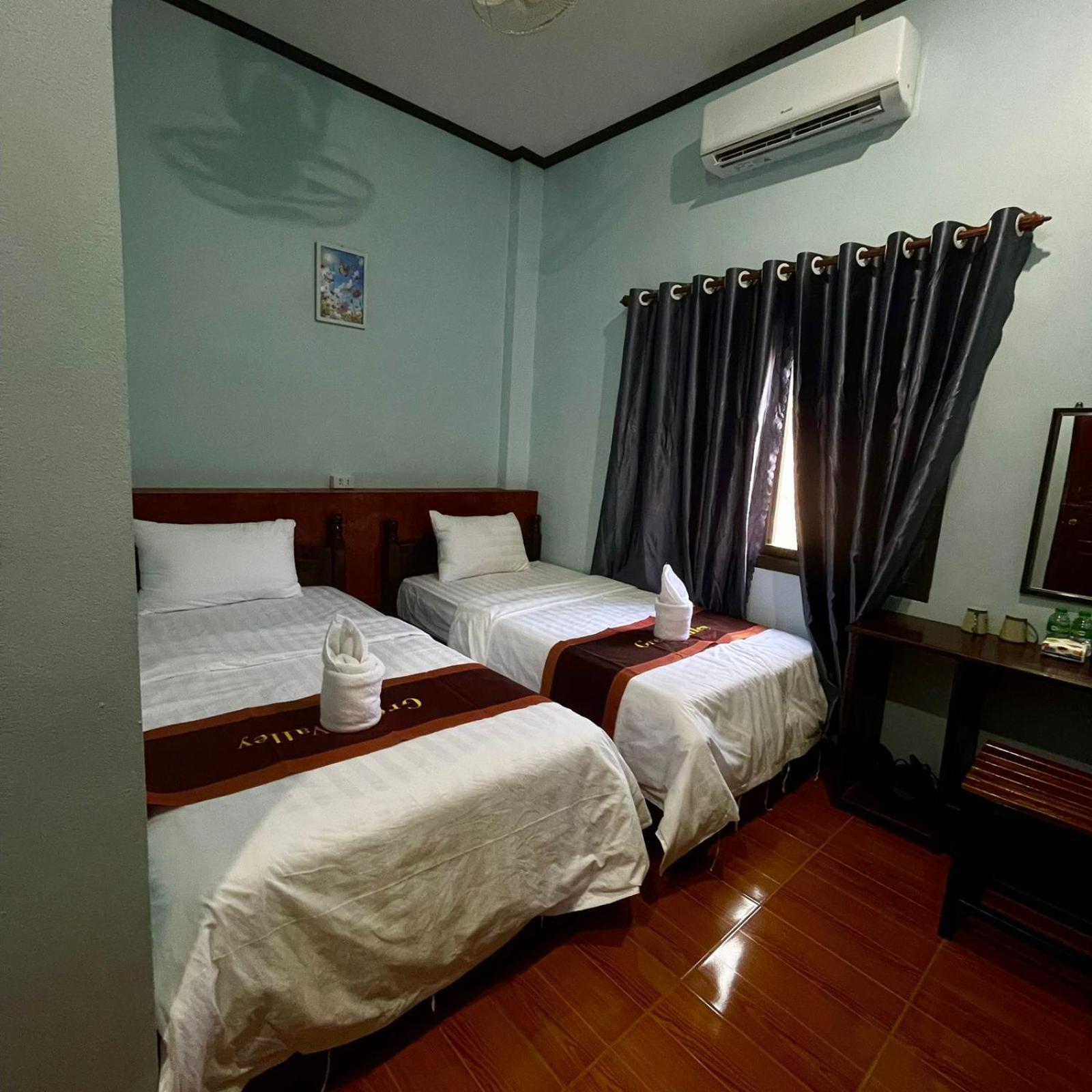 Smile Guesthouse Vangvieng Vang Vieng Extérieur photo