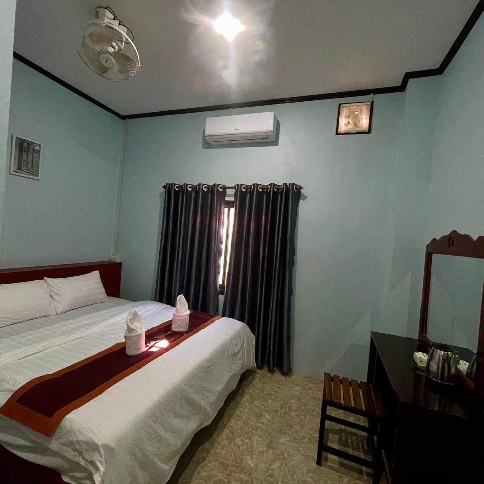 Smile Guesthouse Vangvieng Vang Vieng Extérieur photo