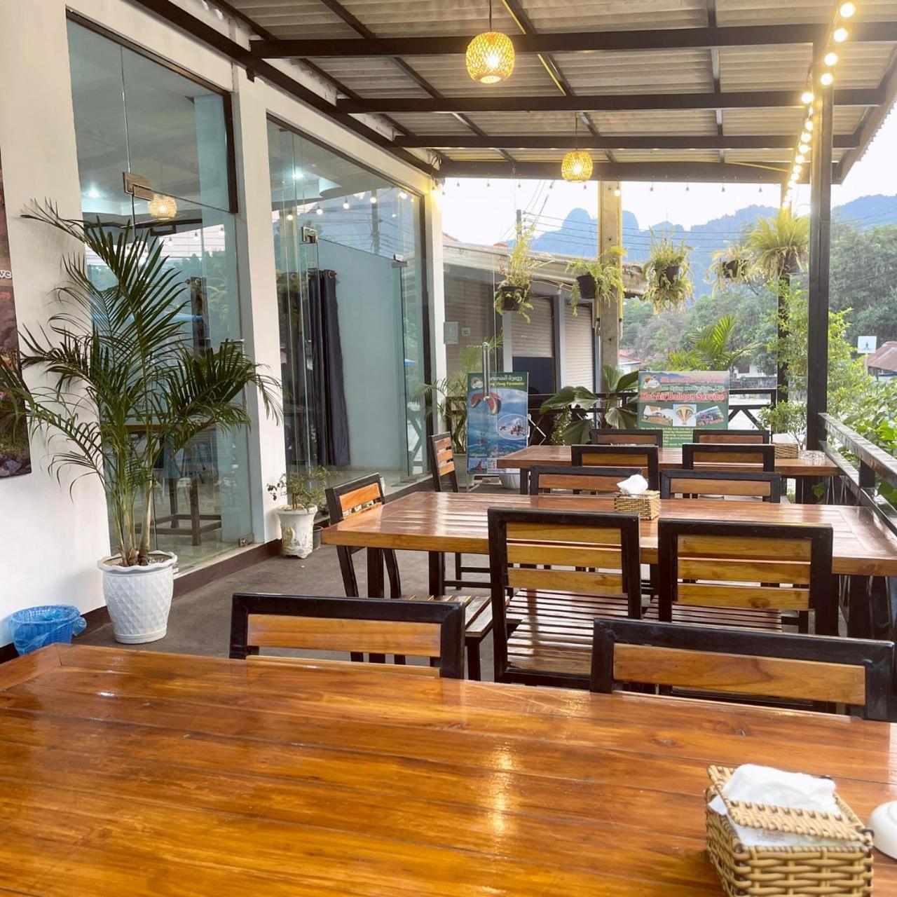 Smile Guesthouse Vangvieng Vang Vieng Extérieur photo
