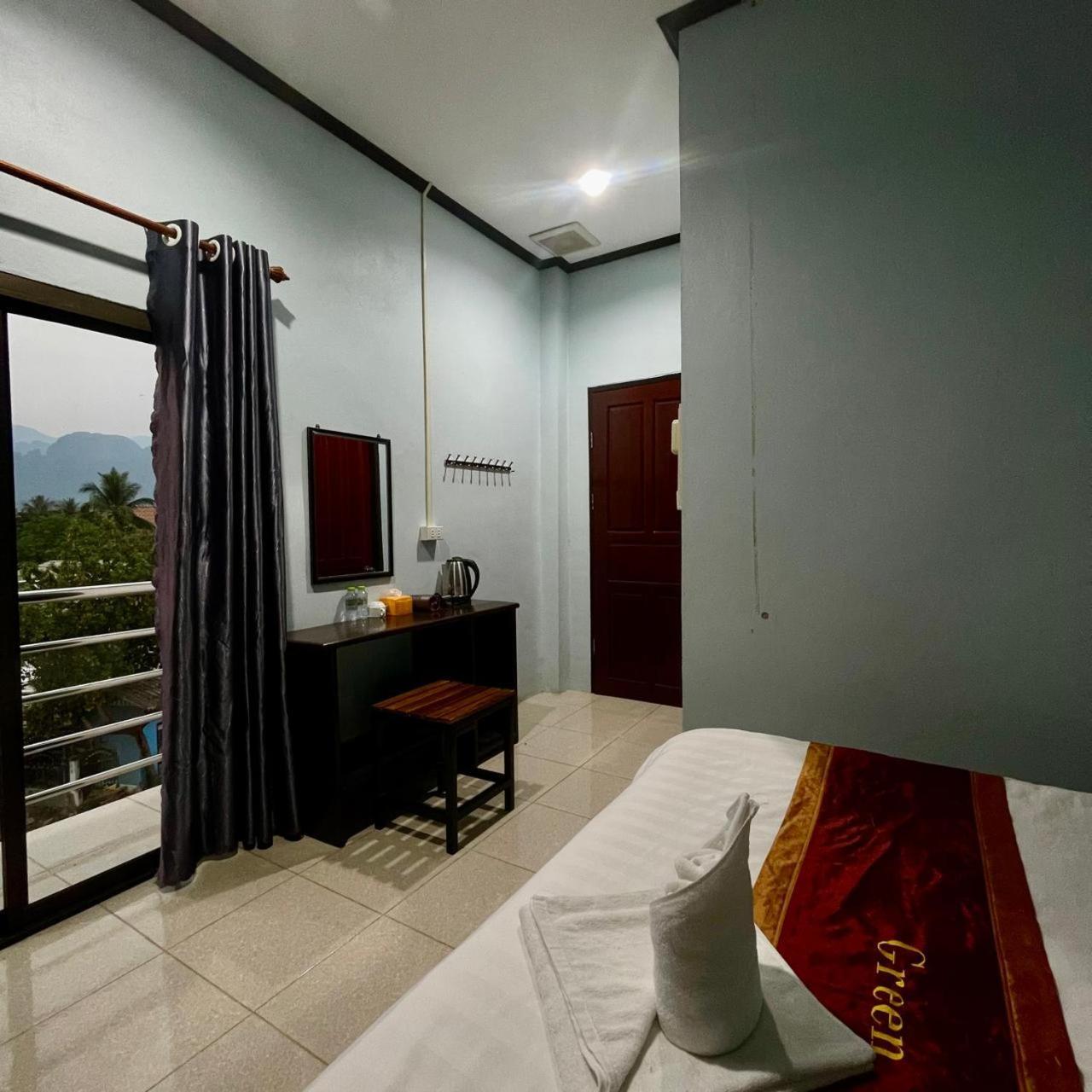 Smile Guesthouse Vangvieng Vang Vieng Extérieur photo